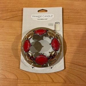 Yankee candle holiday illuma-lid candle cover